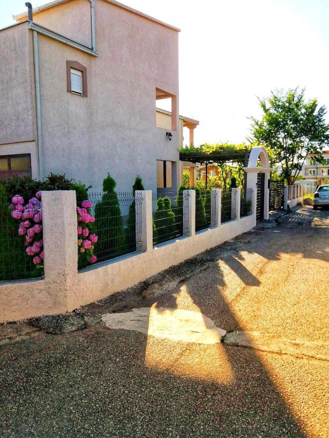 Oassis Apartman Bar Kültér fotó