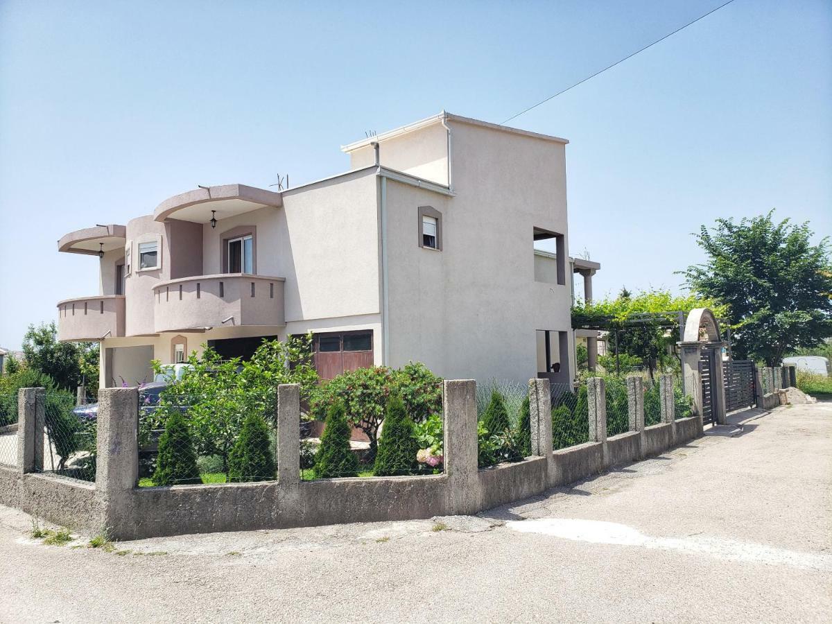 Oassis Apartman Bar Kültér fotó